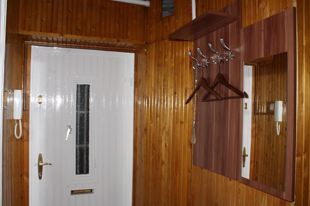 Highland Apartment Будапеща Стая снимка