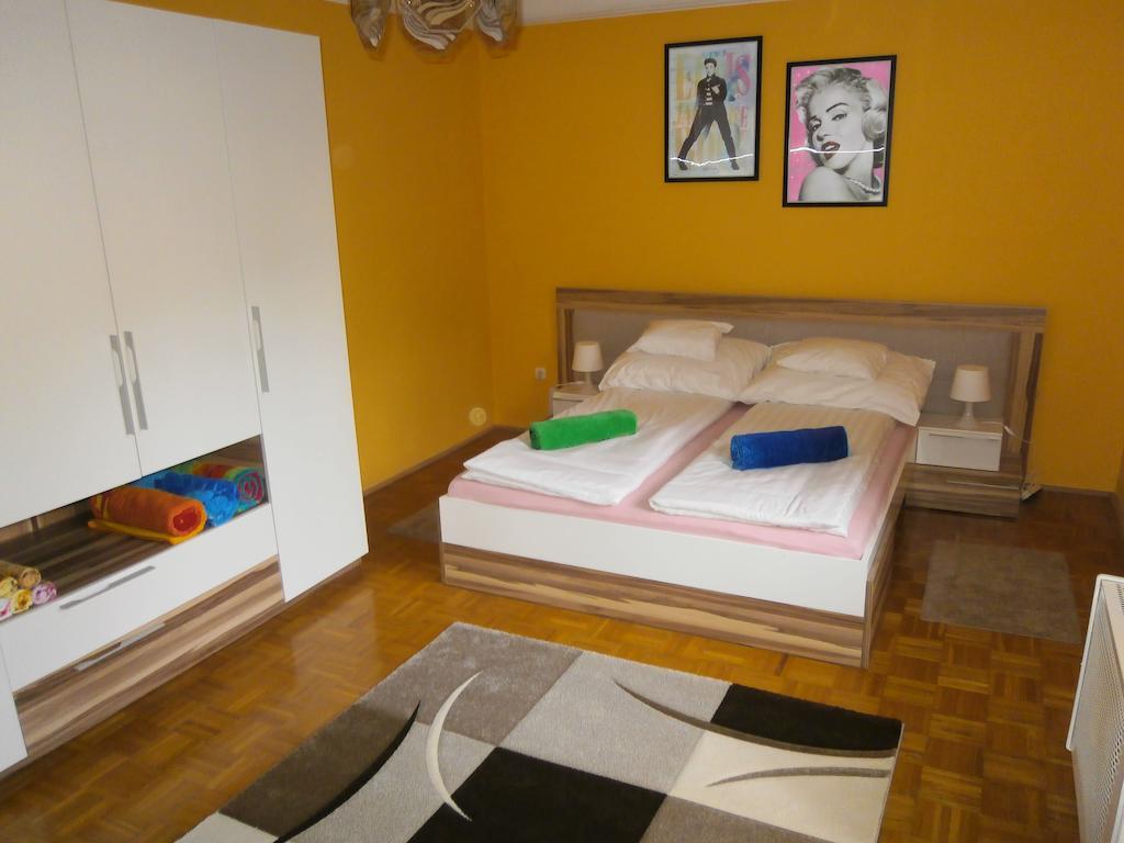 Highland Apartment Будапеща Стая снимка